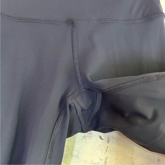 EUC Lululemon 28" High Rise Sheer Will HR Tight Pulse Size 4 Stone Blue Leggings - Picture 5 of 7